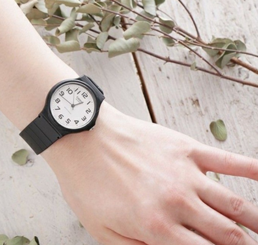 チープCASIO(カシオスタンダード)の人気腕時計31選！価格や口コミも紹介！