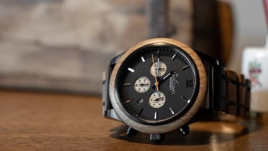 ウイスキー樽を使用した腕時計！ヨーロッパで人気の”Waidzeit”が日本上陸